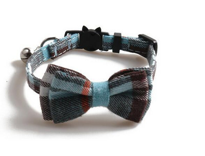 Cat nyakörv, aranyos csokornyakkendővel és csengővel cicának és néhány kölyökkutyának, 7,8-10,5 hüvelyk között állítható