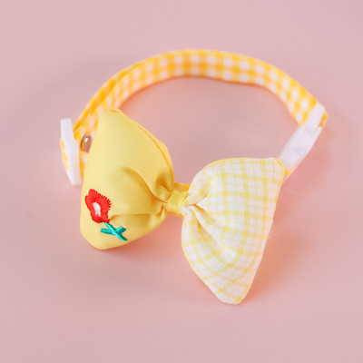 Kaķa kakla siksna ar jauku tauriņu un zvaniņu atdalāmu rūtainu ziedu kaķēnam, regulējama drošības kaķenes kaklasiksna maziem mājdzīvniekiem