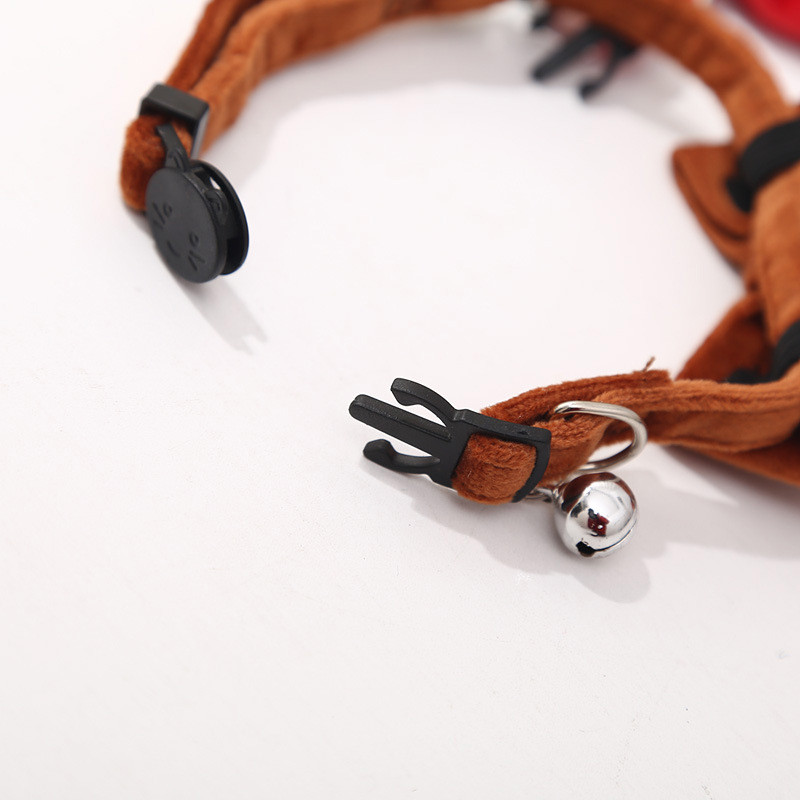 Bársonyos macskanyakörv egyszínű csokornyakkendő kölyök chihuahua nyaklánc csengővel állítható biztonsági csattal macskák csokornyakkendő házi kedvencek kiegészítők