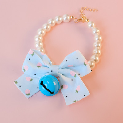 Kaķa kaklasiksna Mājdzīvnieku pērļu kaklarota Rotaslietas Kaķu apkakles loks ar zvana gredzenu kaķiem kucēns mazs suns Foto rekvizīti Dekors Mājdzīvnieki Aksesuāri