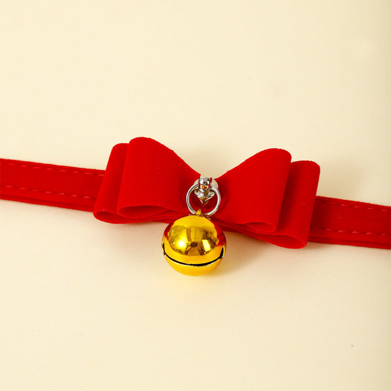 Mīksta samta kaķa kaklasiksna ar zelta zvaniņiem tauriņš Ziemassvētku apkakle kaķim mazam sunim kaķēnu aksesuāri kucēnu kaklarota čivava