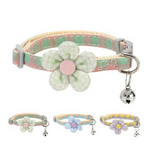 Színes virággal állítható kisállat nyakörv Nap Kutyák Macska Nyakörv Harangvirággal Cica Kölyök Nyaklánc Macska Kiegészítők Kisállatkellékek