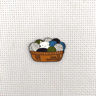 Mágneses tűsegéd keresztszemes hímzésekhez Aranyos macskafonal golyók varrótű mágnestartó kereső hímzőtű dadatartó