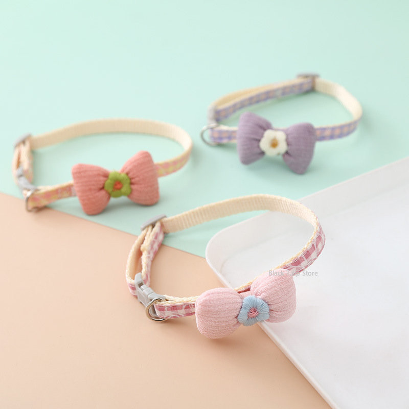 Kisállat macska nyakörv Kutya nyakörv Rajzfilm pillangó matrica dekoráció macska és kutya ékszerek kisállat kellékek macska nyakörv