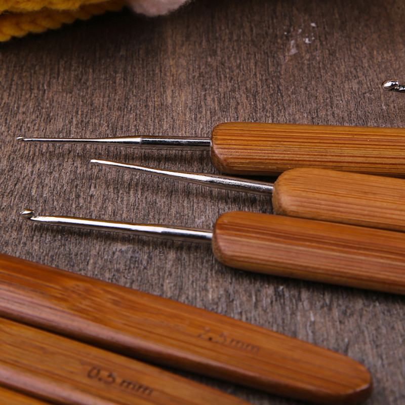 1Pc Bambusa Tamboradatas Āķi Dzija Aust Rokturis Āķis DIY Instrumenti Šūšanas Aksesuāri Mežģīņu pinuma amatniecības adata 0,5-3,0 mm