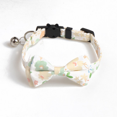 Mājdzīvnieku kaķu kaklasiksnas Kaķu piederumi Aksesuāri Ziedu rūtains kombinēts uzvalks Kaķu kaklasiksna Bow Bell Kucēns Kaķēni Kaklarota Mājdzīvnieku izstrādājumi