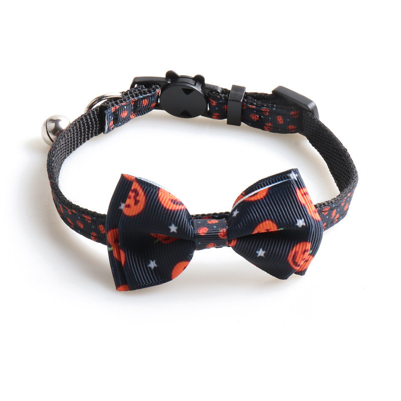 Kisállat macska nyakörvek macska kellékek Kiegészítők Halloween sorozat Szövedék Macskanyakörv Íves macskanyakörv csengővel Állítható kisállat termékek