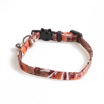 Kisállat macska nyakörvek Macska kellékek Kiegészítők Bowknot macskanyakörv Tiszta pamut levél stílusú macska előke állítható csengővel Kisállat termékek