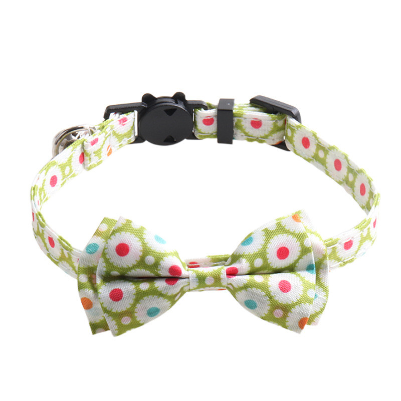 Kisállat macska nyakörvek macska kellékek Kiegészítők Halloween sorozat Szövedék Macskanyakörv Íves macskanyakörv csengővel Állítható kisállat termékek