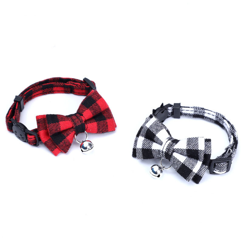 Rūtainas kucēna suņa kaķa kaklasiksnas ar zvana kokvilnas svītrainām tauriņu kaklarotu Bulldogs Čivavas tauriņš Mājas kaķa suņa bandānas kaklasiksna