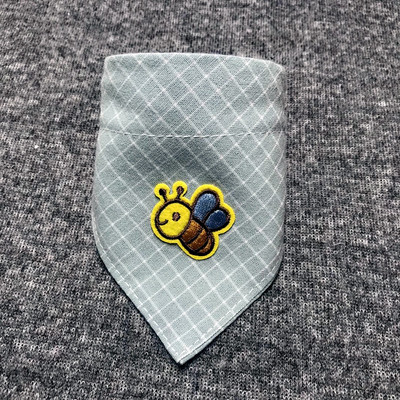 Kisállat nyakkendő Sál Kutya Nyáltörölköző Klasszikus Piros Fekete Kockás Kisállat Kutya Bandana Macska Kölyök Kendő Kisállatápolási Kiegészítők