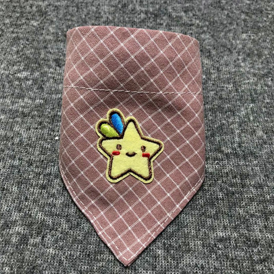 Kisállat nyakkendő Sál Kutya Nyáltörölköző Klasszikus Piros Fekete Kockás Kisállat Kutya Bandana Macska Kölyök Kendő Kisállatápolási Kiegészítők
