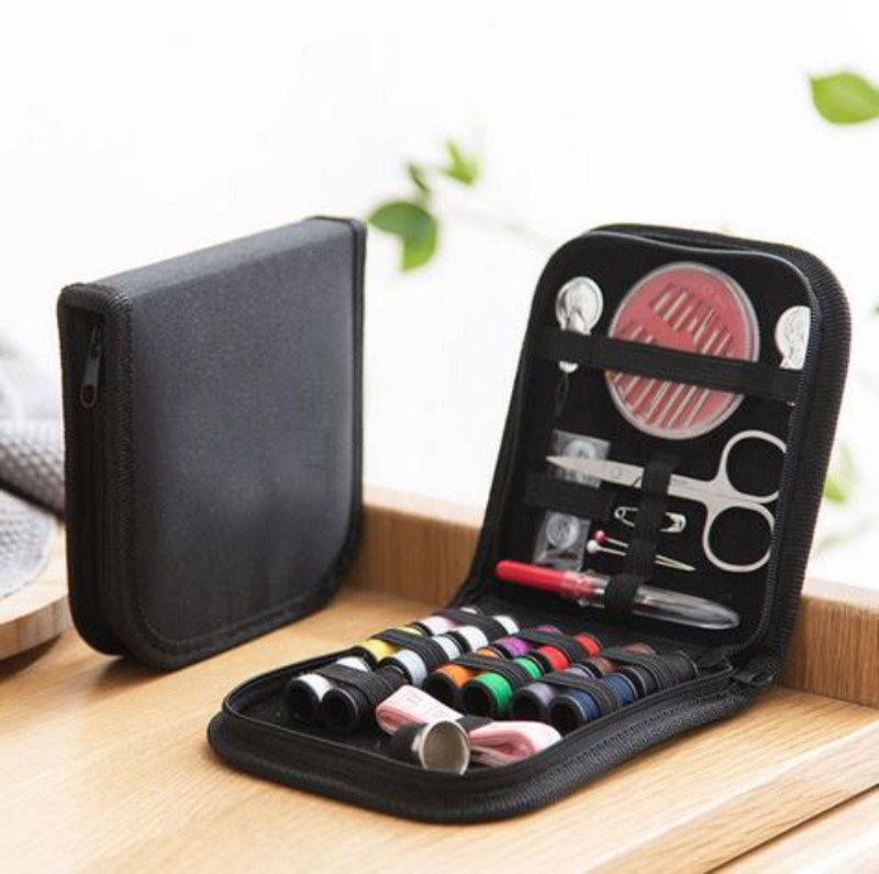 12 adatu pārnēsājams mini ceļojumu mājsaimniecības šūšanas kastes komplekts šūšanas komplekts Daudzfunkciju uzglabāšanas somas Dažādi piederumi Organizators Mājas rīki Jauns