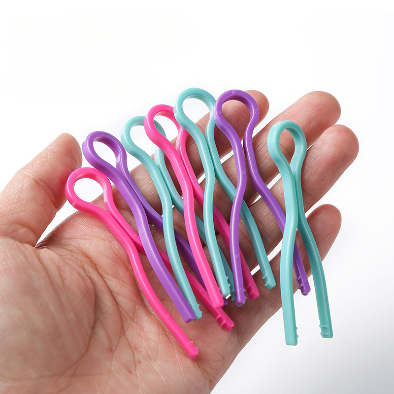 12 vnt./stal. Plastikiniai ritės spaustukai ilgo sriegio ritės laikiklis Vienspalviai siuvimo segtukai siuvimo priedai Tvarkyklės įrankiai