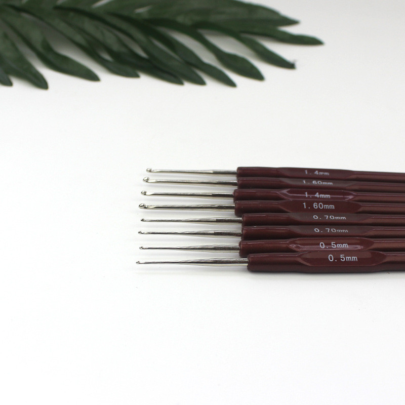 1 tk 0,5–2,5 mm heegelnõel, alumiiniumist heegelnõelad, plastikust käepidemega kudumisvardad, pitsliistud DIY õmblustööriistad