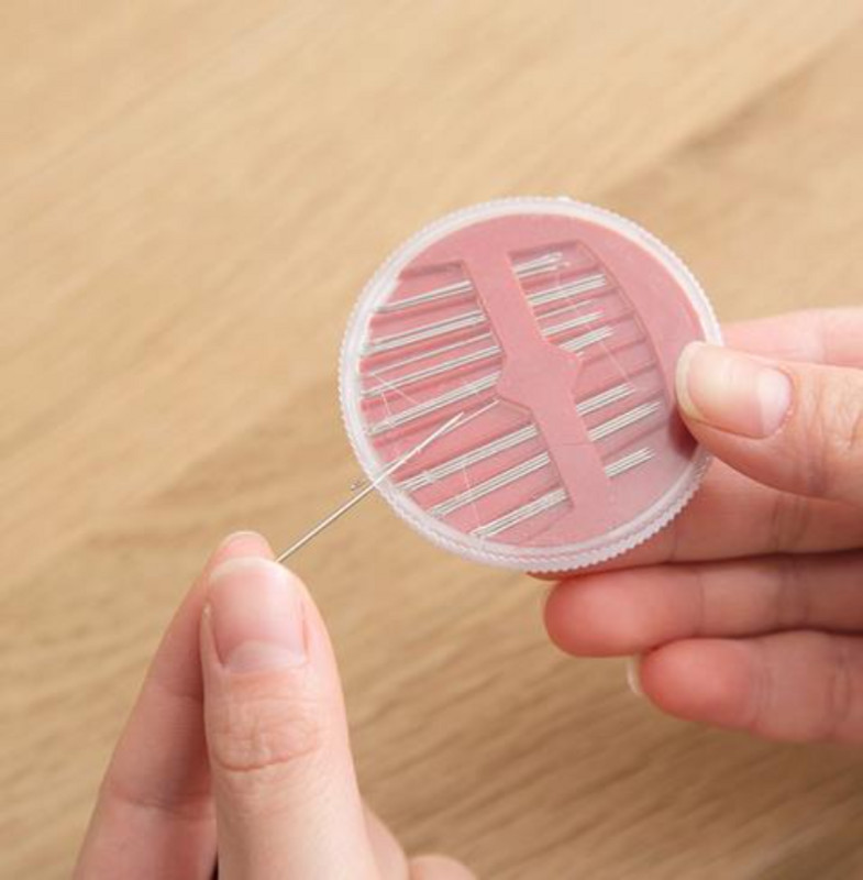 1 komplekts, pārnēsājams mājsaimniecības šūšanas komplekts, kaste DIY, izšūšana, roku darbs, rīks, adatas, diegu šķēru komplekts, mājas piederumi, ceļojumu piederumi