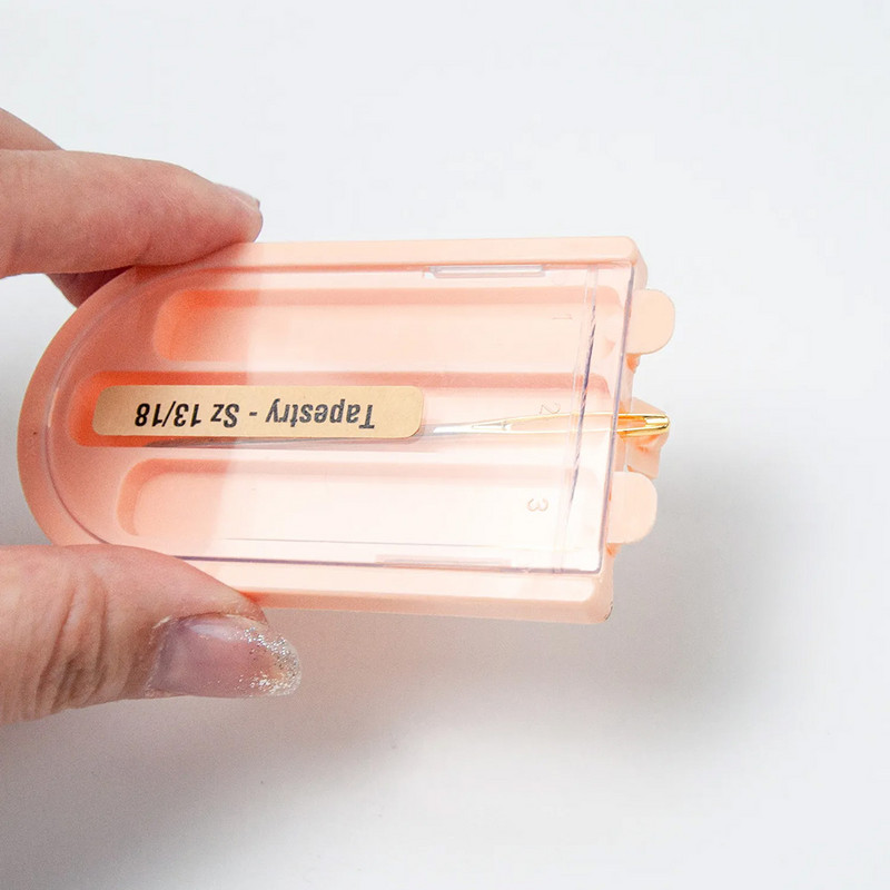 Chzimade 4PCS Органайзер за игли за плетене Пластмасова кутия за съхранение на дълга игла Кука за плетене на една кука Шевни инструменти Кутия за съхранение на аксесоари