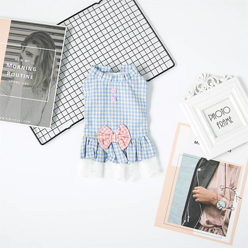 Nyári macskaruhák Rózsaszín kék kockás kiskutya macskák ruha csokornyakkendővel Puha kisállat kutyák jelmezek légáteresztő cica hercegnő szoknya mellény