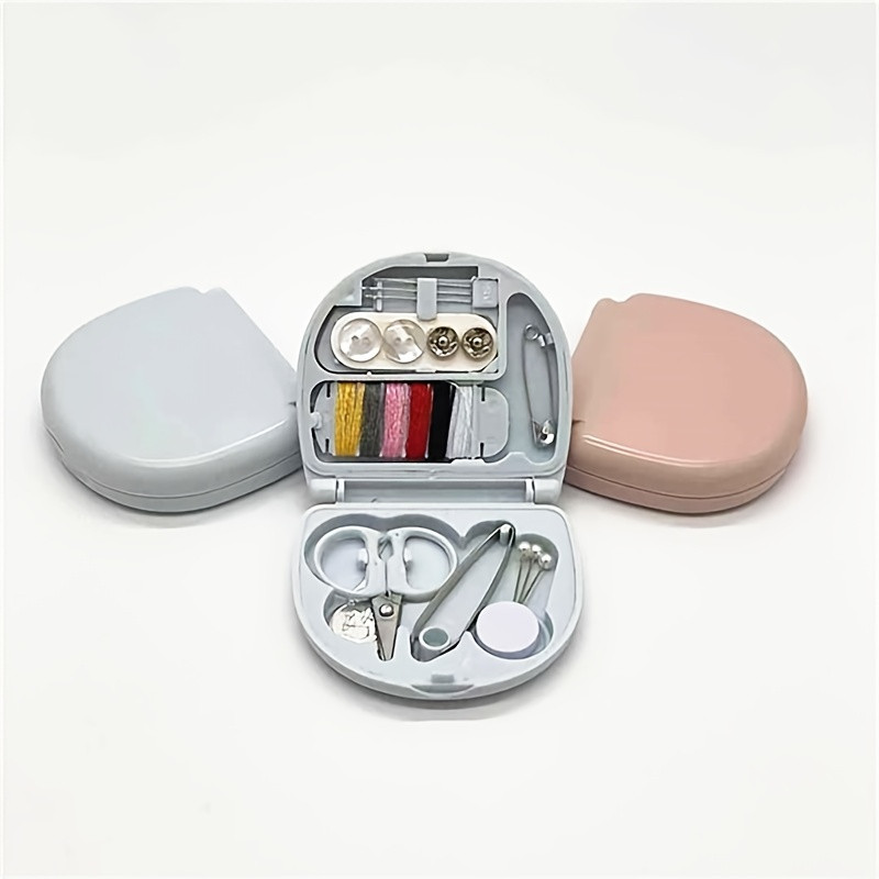 1vnt Mini nešiojama maža siuvimo dėžutė Kelioninis buitinis siuvimo rinkinys siūlų žirklės adatų smeigtukai