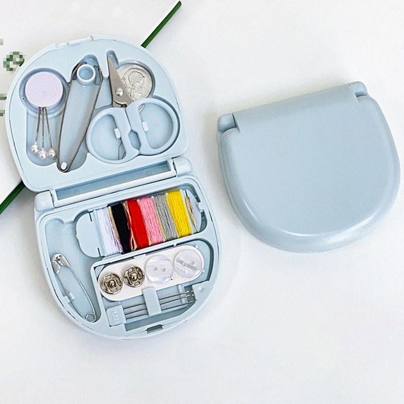 1 rinkinys Mygtukai Smeigtukai Sandėliavimo dėžutės Siuvimo dėžutė Buitinė nešiojamasis kelioninis mini siuvimo rinkinys žirklinis antpirštis adatų siūlų dėžutės rinkinys