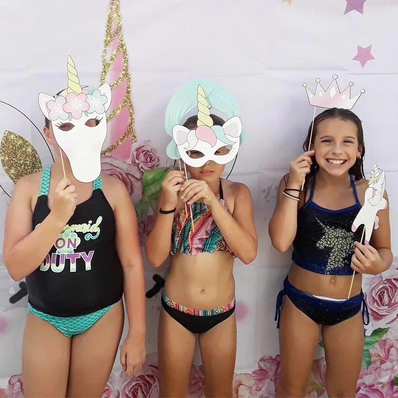 29db/készlet Unicorn Party Photo Booth kellékek Rajzfilm szivárvány Unicornio One 1. születésnapi parti dekorációs kellékek babazuhany
