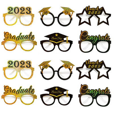 28db Class Of 2023 Paper Photo Booth kellékek Ballagási parti díszek Photobooth Bachelor Cap Grad Diplomát szerzett