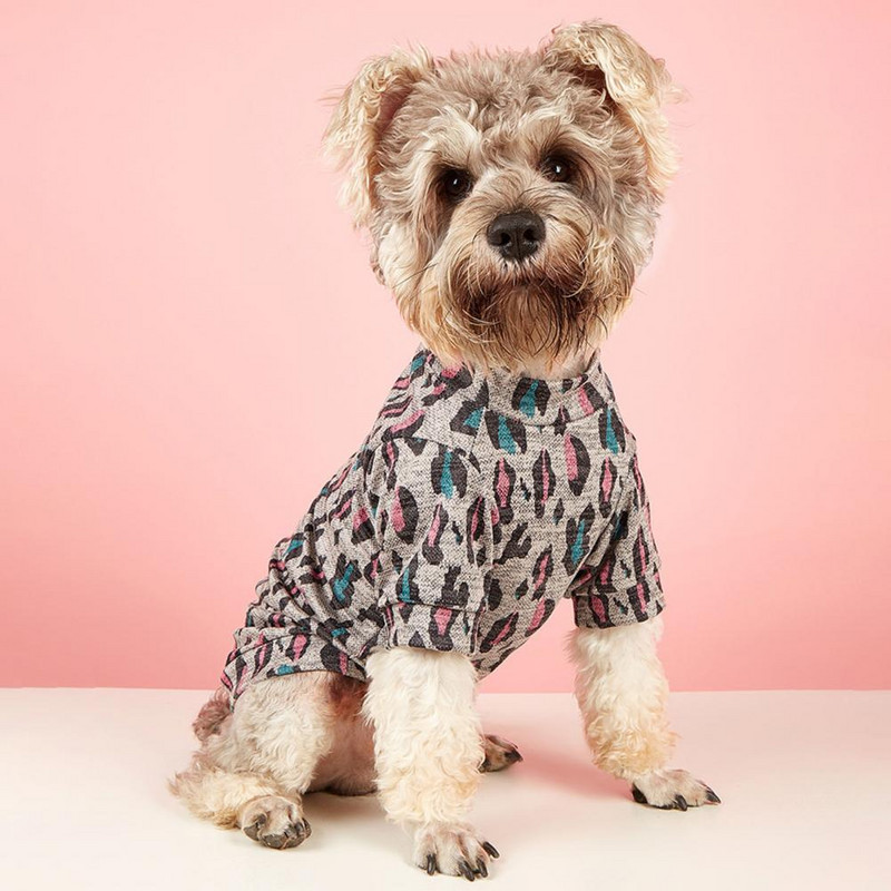 Modes mājdzīvnieku apģērbs, ērts pieskāriens, viegls mājdzīvnieka audums, kas izturīgs pret kodumiem fantāzijas mājdzīvnieku apģērbs