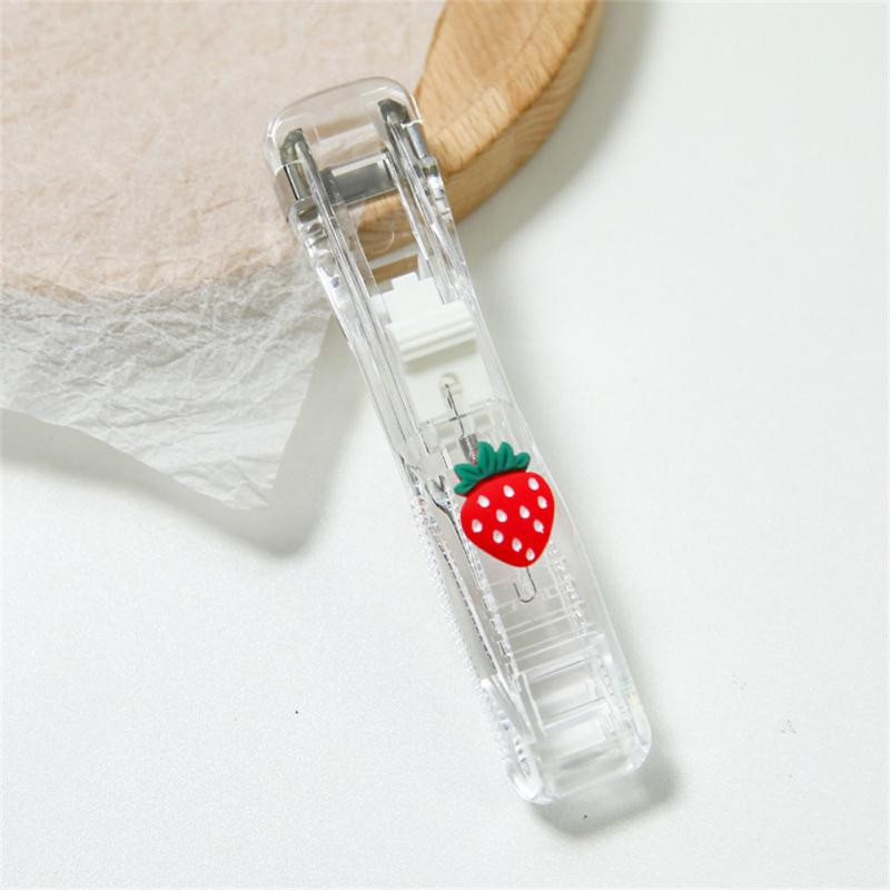 1 biuro segiklio rinkinys Besiūlis segiklis Studentų raštinės reikmenų knygelių susegimo įrankiai Brėžinys Saugykla Dokumentų tvarkyklės stūmiklis