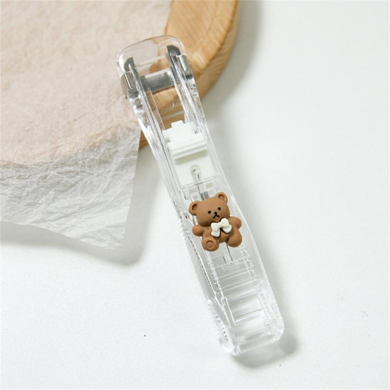 1 biuro segiklio rinkinys Besiūlis segiklis Studentų raštinės reikmenų knygelių susegimo įrankiai Brėžinys Saugykla Dokumentų tvarkyklės stūmiklis