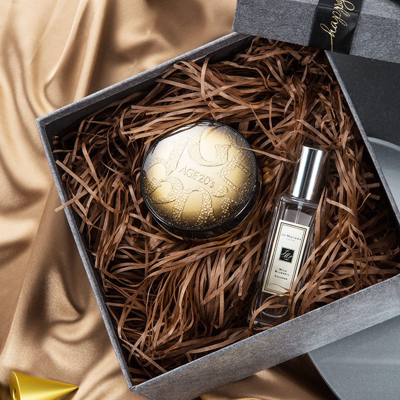 20/50g Mitmevärvilised hakitud kortsus paberiribad, riivitud kortsus konfetti DIY kinkekarbi täitepeo pulma jõulukaunistus