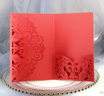 5db Elegáns korona lézerrel vágott esküvői meghívókártya Testreszabott üdvözlőkártya válaszadási kártyákkal Esküvői parti kellékek dekorációja