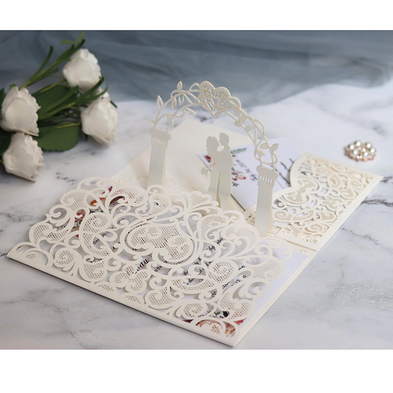 1 tk Laserlõigatud pulmakutsete kaart ümbrikutega 3D Trird Volditud südamekaardid Pulmapeo teenetetarbed Kaunistused