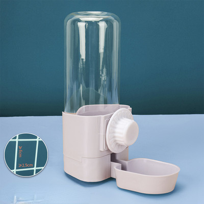 Dog Cat akasztós tál vizes palackkal Vízellátó eszköz Tartozék palack űrtartalom 500 ml Tartós Kennel Cat Cage Coop számára