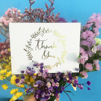 50/100 gab. Apzeltīta balta apsveikuma kartīte Pastkarte Paldies, atstājiet ziņojumu Papīra kartītes Kāzu ballīte Mīlestības kūka Ziedi Dāvanu karte