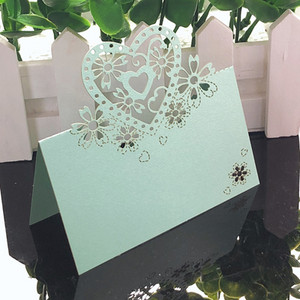10 spalvų 50 vnt Love Heart lazeriu pjaustytų vestuvių vakarėlio stalo pavadinimas Vietų kortelės Favor Decor Vestuvių dekoravimas Gimtadienio vakarėlio reikmenys