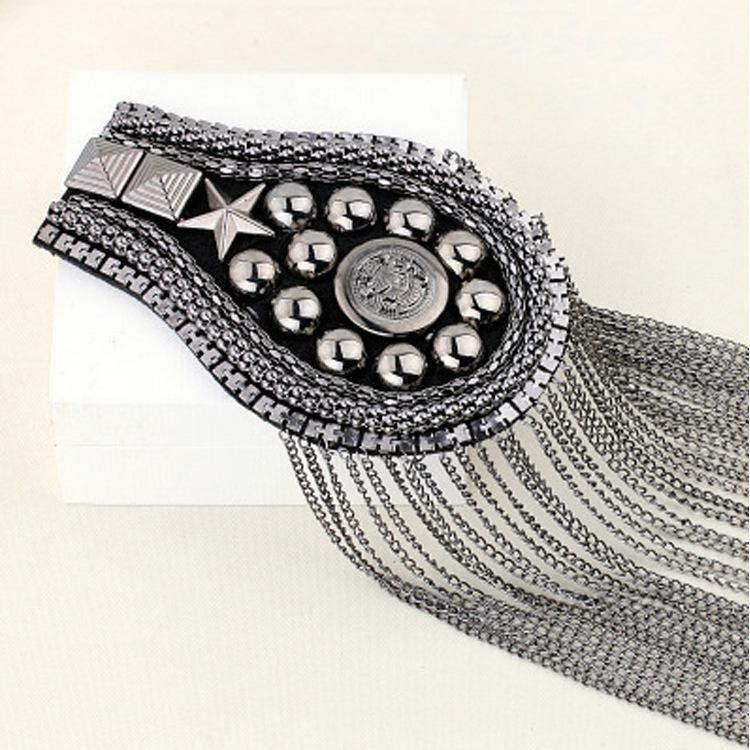 Skatuves uzvedums Pušķis plecu nozīmītes uzvalks kleita plecu ziedu rotā kostīmu aksesuāri