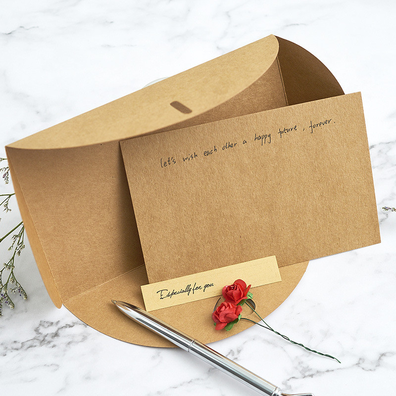 5gab mini aploksne Vintage DIY kraftpapīra ielūguma apsveikuma kartīte ar modes rokām gatavotu sausu ziedu kāzu dāvanu ballītei