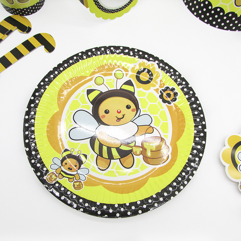 6db Rajzfilm poszméh Party eldobható evőeszközök csészék tányérok kalapok szalmából születésnapi parti díszek gyerekek 6 fő részére