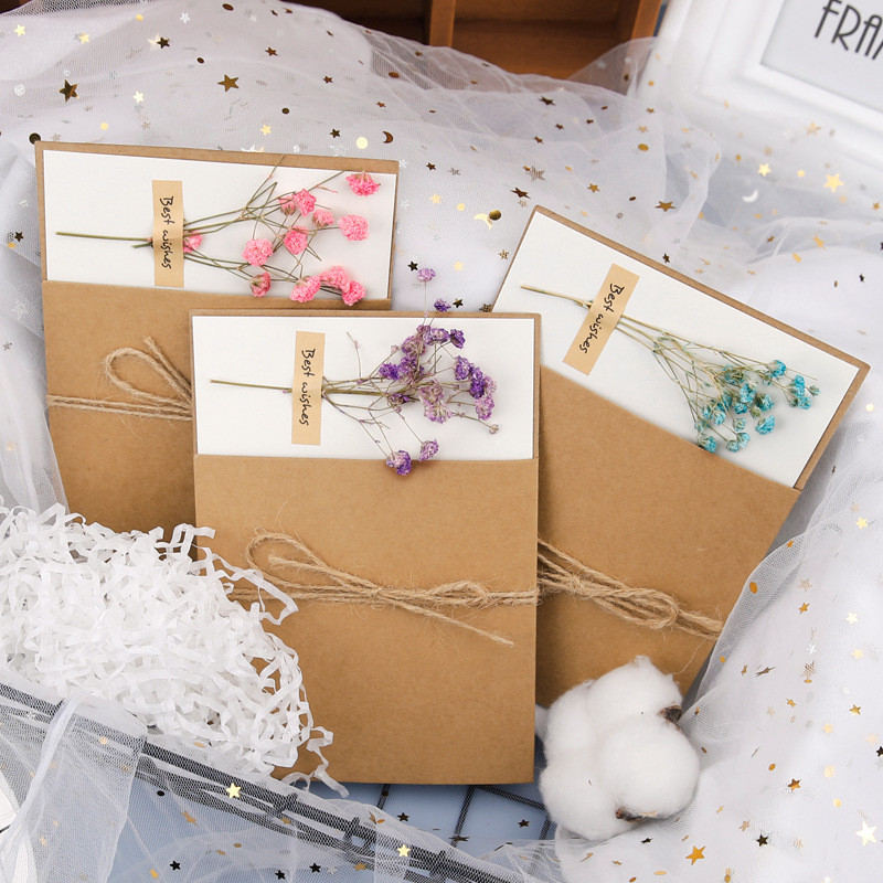 5/10 gab. Žāvēti ziedi Aploksne Apsveikuma kartiņas Kāzu ielūgumi Dzimšanas dienas ballīte Ar roku rakstītas pastkartes Dāvanu kartes Paldies kartītes