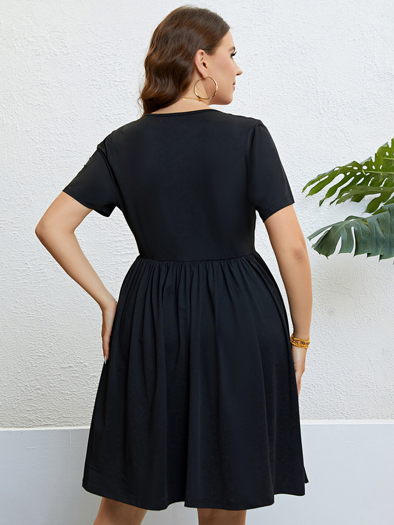 Liela izmēra sieviešu kleita, mode, cieta priekšpuse, pogas, brīvs, gadījuma raksturs ar V kakla izgriezumu, halāts ar īsām piedurknēm Midi ballīšu kleitas vasaras kleitas apģērbs