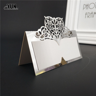 10 gab. Sēdekļa karte ar lāzeru izgriezta sirds formas galds Vārda kartīte Vietas kartīte Kāzu ballītes noformējums Labvēlības Kāzu Vietas Karte 6D