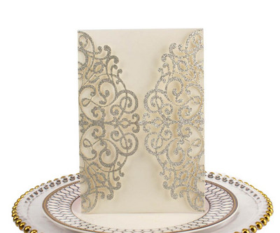 1 gab. Dobu lāzergrieztu mirdzošu rožzelta papīra kāzu ielūgumu kartītes ar reljefu vairumtirdzniecības apsveikuma kabatas ielūguma vāku