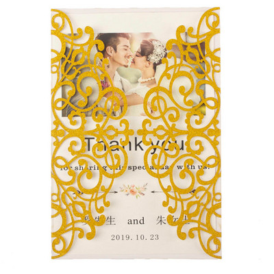 1 gab. Dobu lāzergrieztu mirdzošu rožzelta papīra kāzu ielūgumu kartītes ar reljefu vairumtirdzniecības apsveikuma kabatas ielūguma vāku