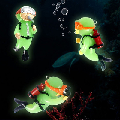 Világító zöld mini búvár Kawaii szimulált lebegő békaember akváriumi díszekhez Akvárium dekoráció Akváriumi kiegészítők