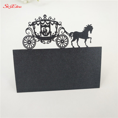 50 tk/partii laseriga lõigatud istmekaardid vankri kujuga pulmakaunistus Kohanimekaardid Pulmanimekaardi peotarbed 5Z-SH868