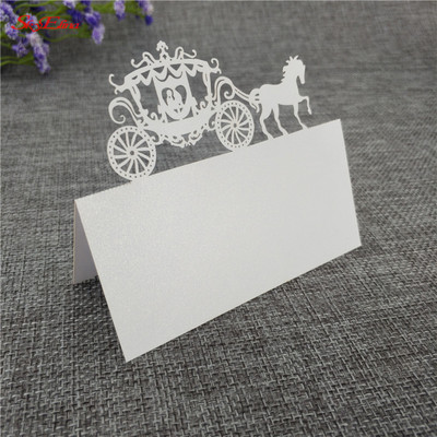 50 tk/partii laseriga lõigatud istmekaardid vankri kujuga pulmakaunistus Kohanimekaardid Pulmanimekaardi peotarbed 5Z-SH868