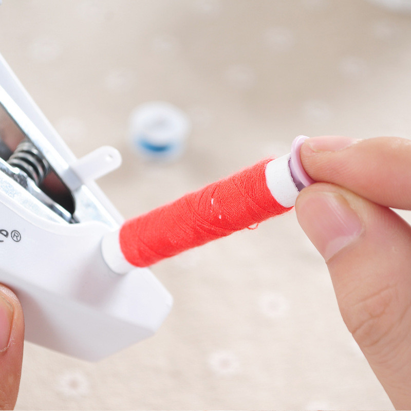 1 db hordozható mini kézi varrógép Egyszerű kezelés varróeszközök Kézi ruházati szövet Kézi kézi kézi szerszám