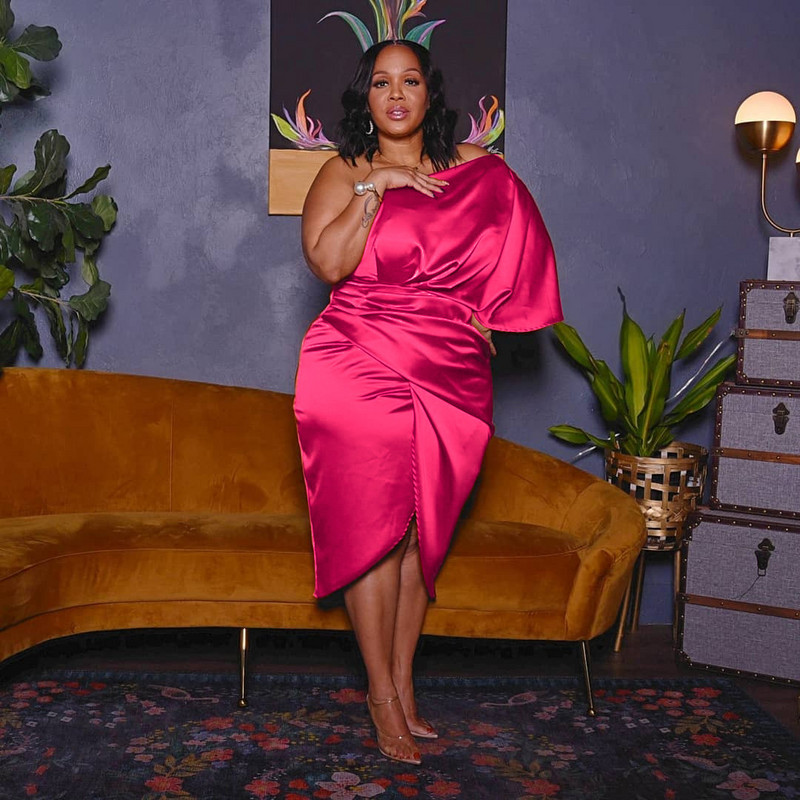 Liela izmēra sieviešu vakarkleitas, neregulāras zīda apģērba kleitas Modes bodycon ballīšu kleitas 2022. gada vasaras kleita no pleciem, kluba apģērbs