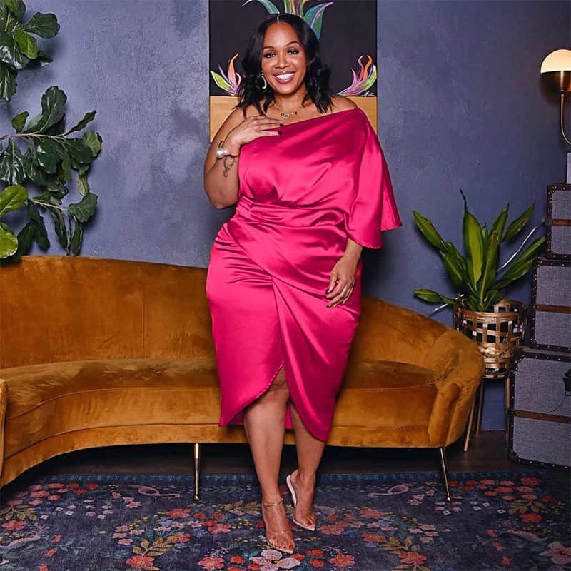 Liela izmēra sieviešu vakarkleitas, neregulāras zīda apģērba kleitas Modes bodycon ballīšu kleitas 2022. gada vasaras kleita no pleciem, kluba apģērbs