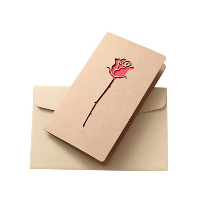 Kártyák Valentin-napra Ajándék Szerelem Szív Képeslapok Esküvői Meghívók Üdvözlőlapok Kraft boríték Évfordulós Gyónási Kellékek